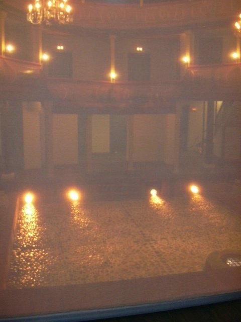 Patio y palcos del Corral de Comedias.